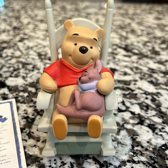 Disney Pooh & Friends Sweet Dreams Little One - Picture 2 of 8